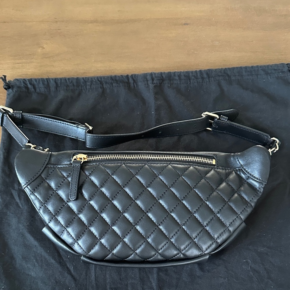 Chanel Black Quilted Waist Bag - Picture 8 of 11